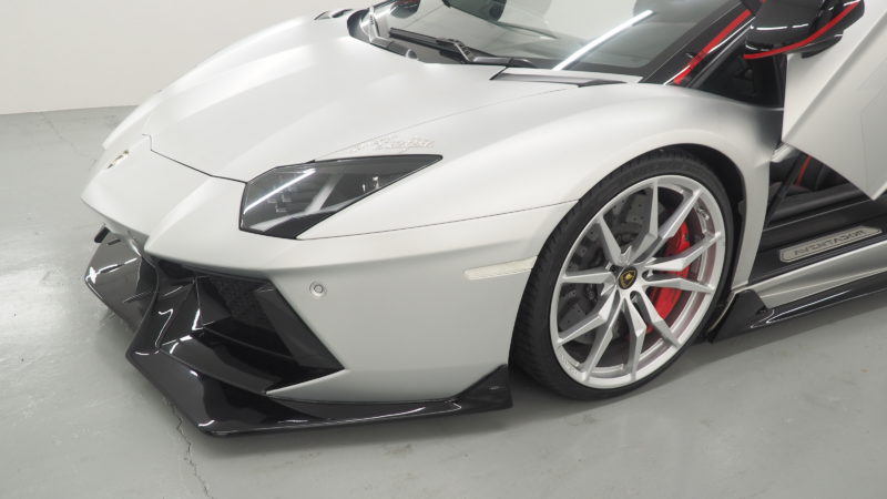フロントリップスポイラー Lamborghini AVENTADOR