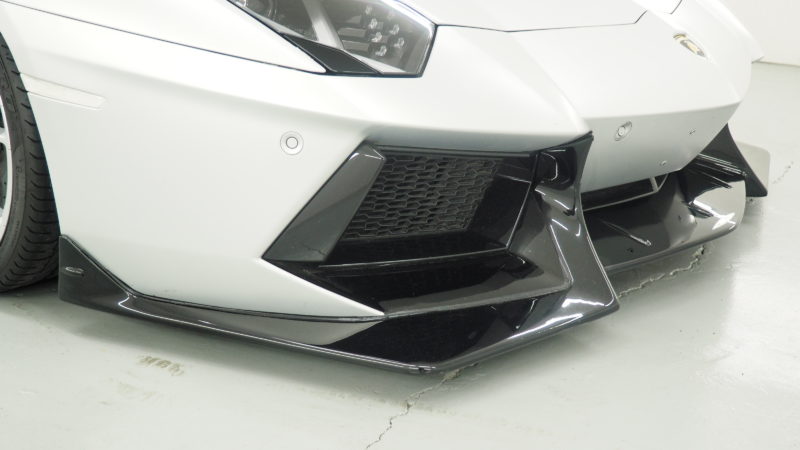 フロントリップスポイラー　Lamborghini AVENTADOR